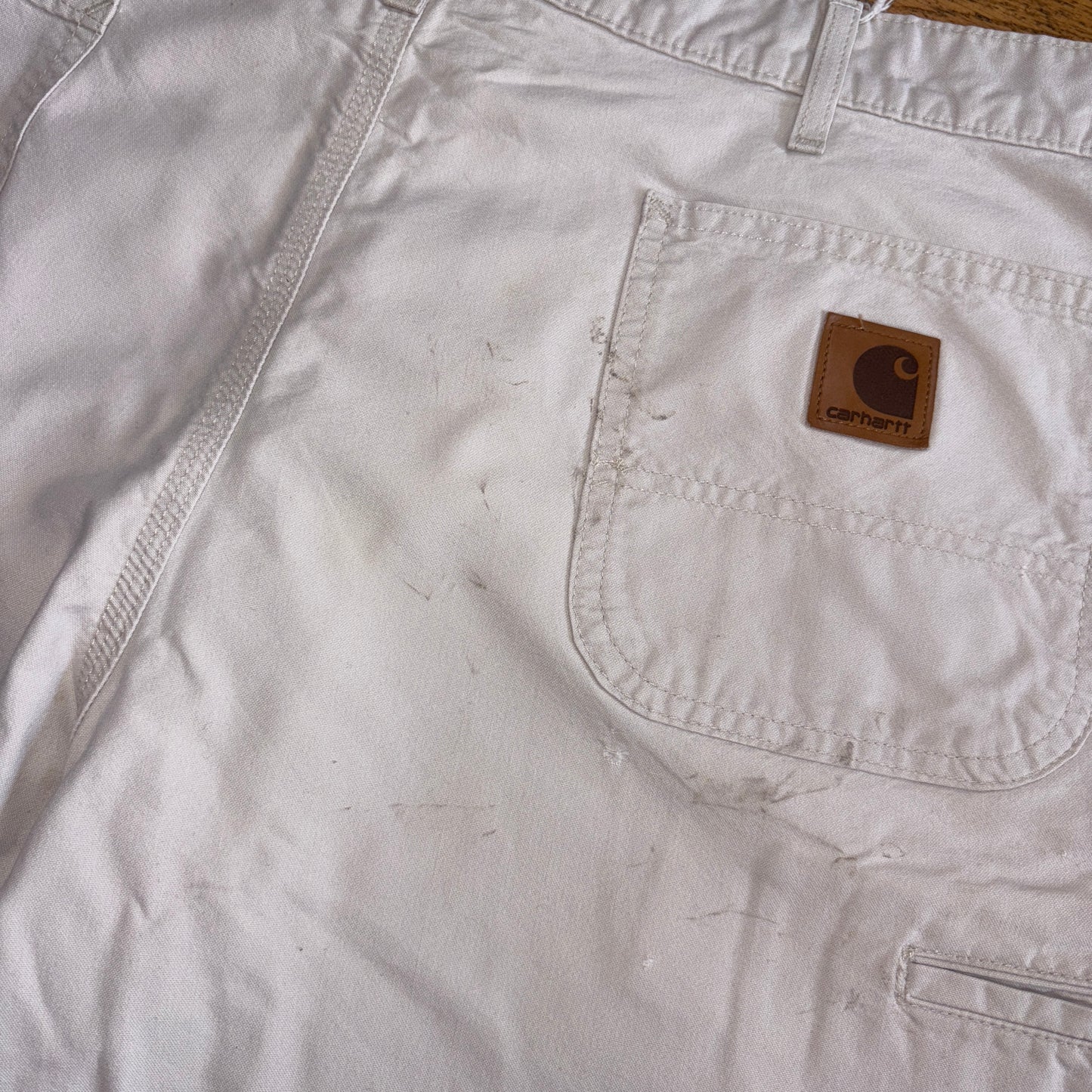 Vintage Carhartt Workwear Baggy Cream Carpenter Shorts - 40