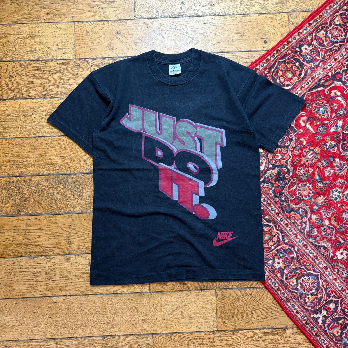 Vintage Nike Black Graphic T-Shirt - M