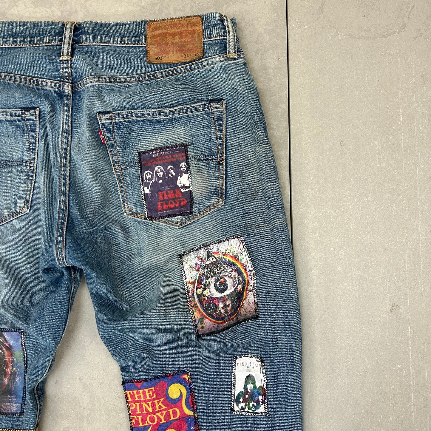 Vintage Levis 501 Patchwork Pink Floyd Blue Denim Straight Jeans - 34