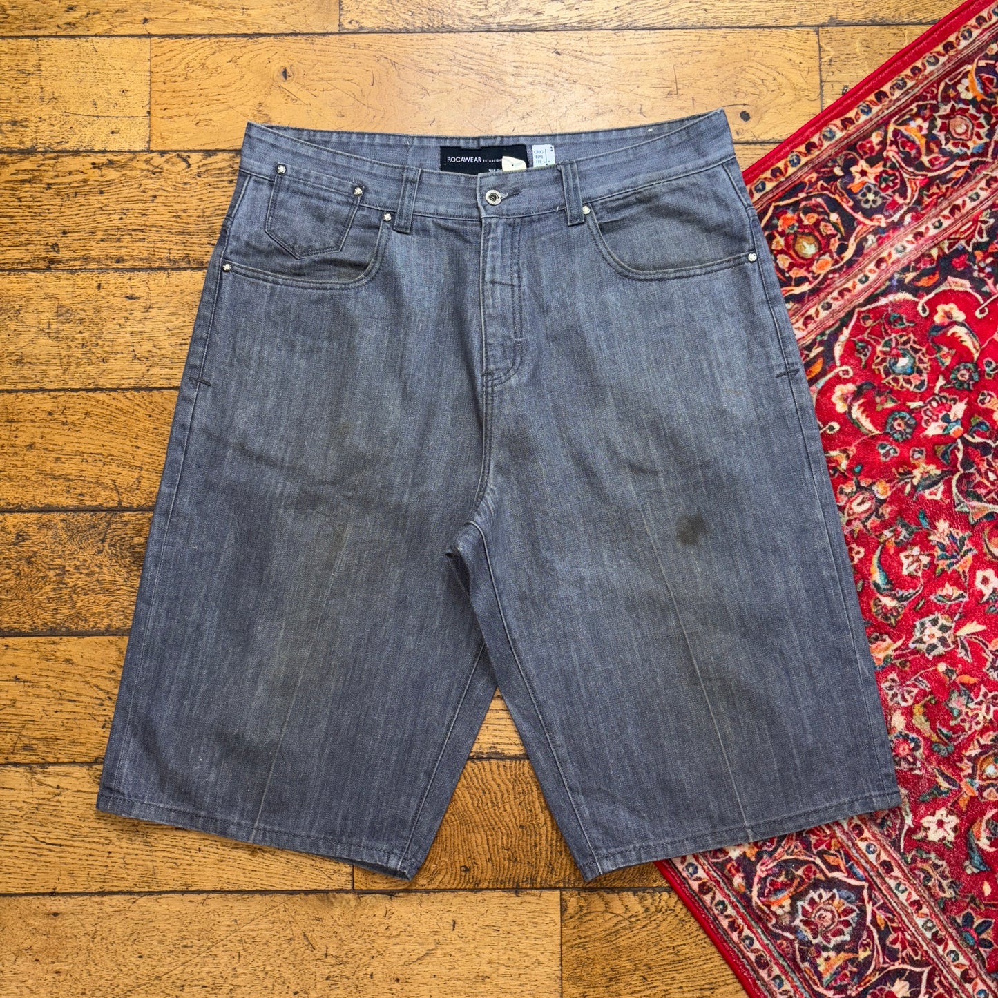 Vintage Rocawear Grey Embroidered Y2K Hip Hop Baggy Jeans Shorts Jorts - 40