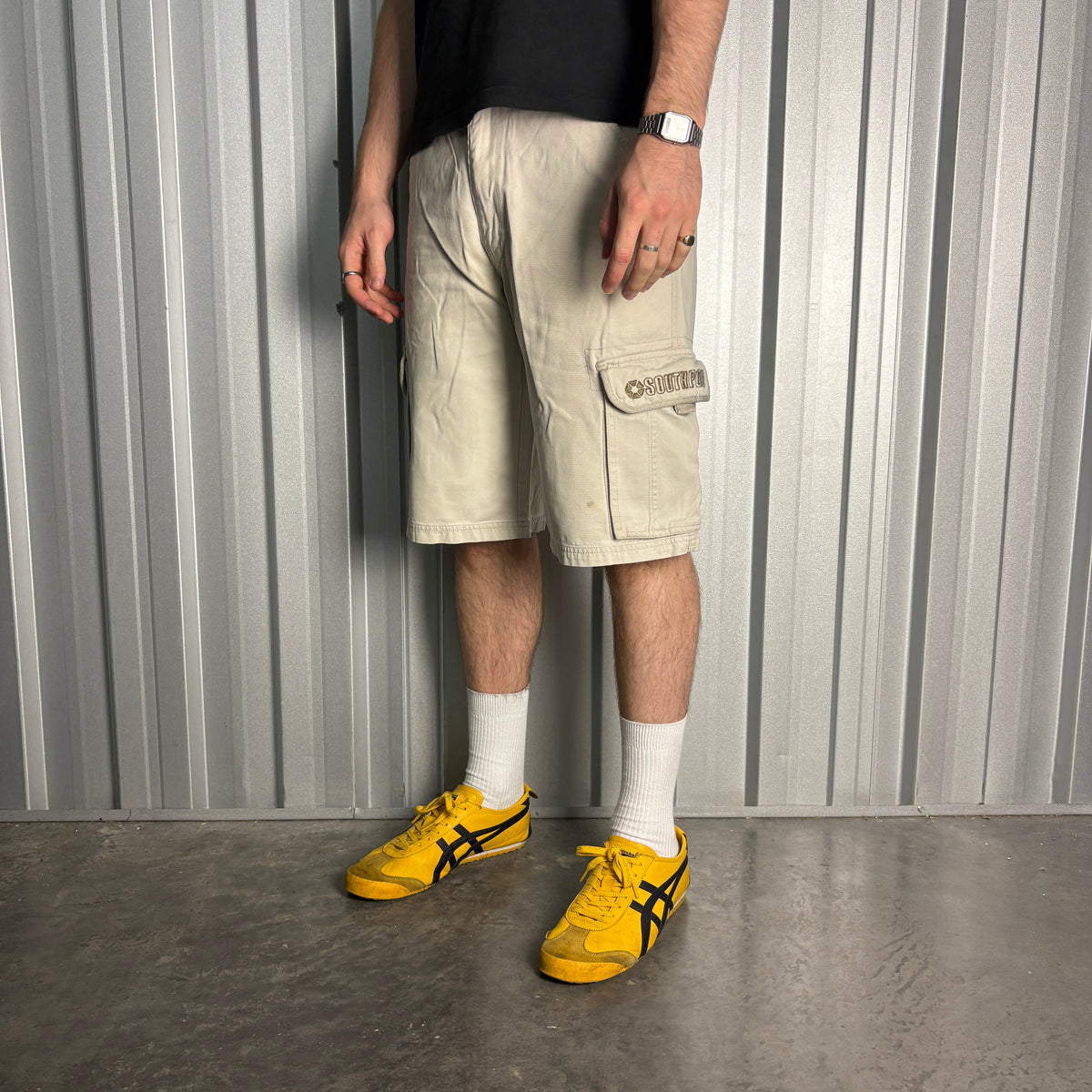 Southpole White Cargo Embroidered Y2K Hip Hop Baggy Shorts - 32