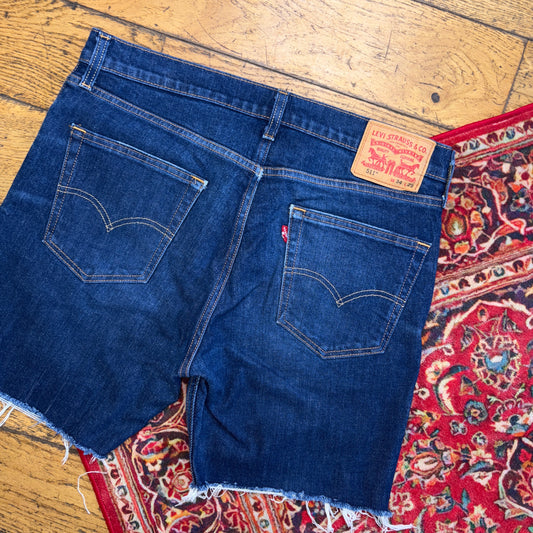 Vintage Levis 511 Denim Blue Shorts - 34