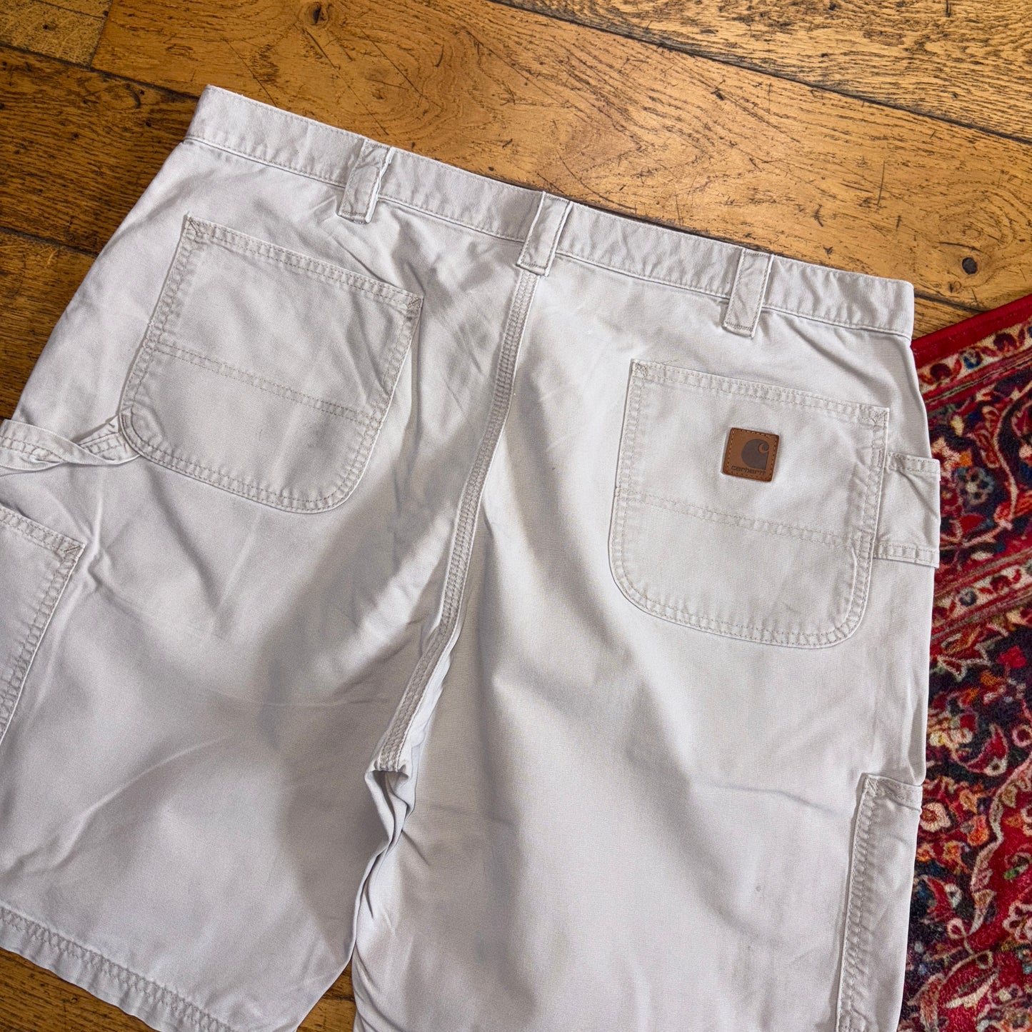 Vintage Carhartt Workwear Baggy Cream Carpenter Shorts - 40