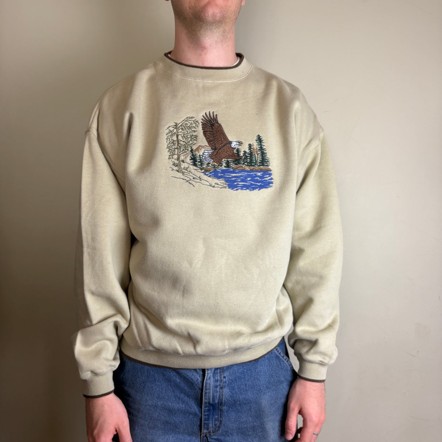 Vintage Eagle Nature Cream Embroidered Sweatshirt - L