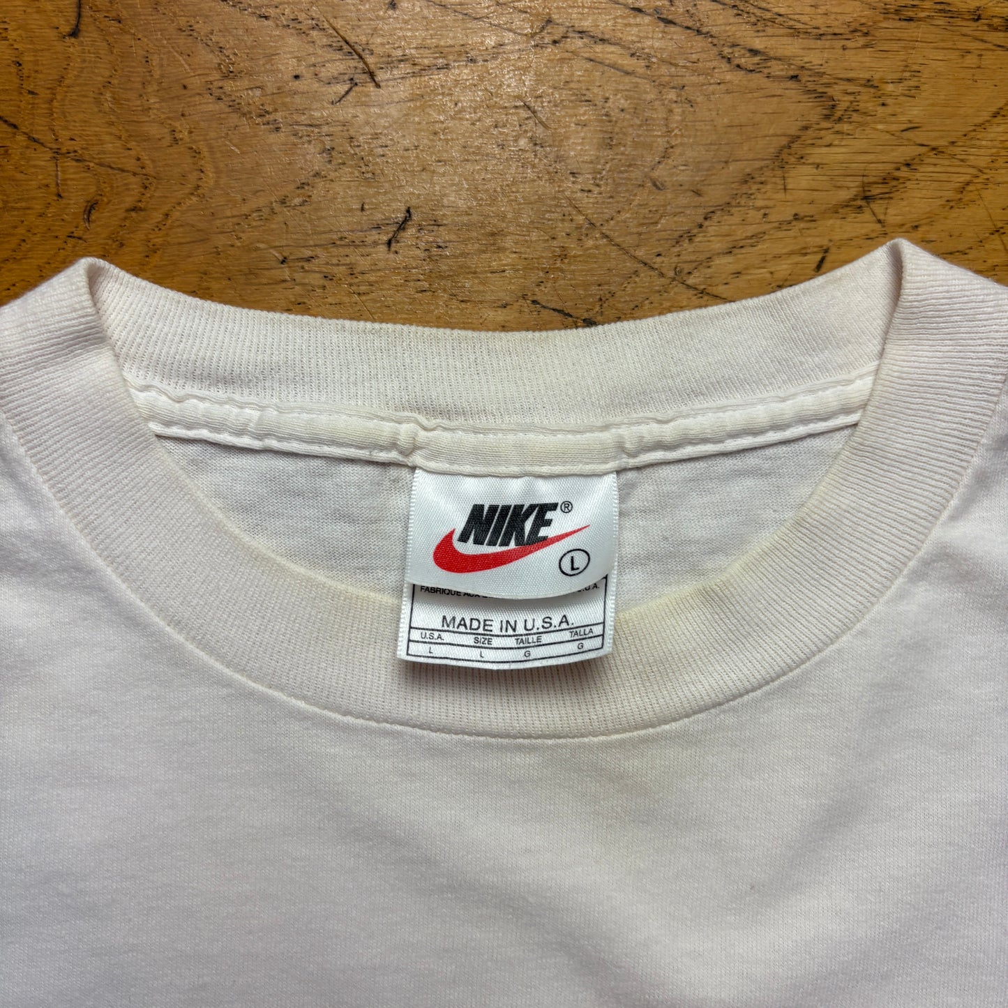 Vintage 90s Nike Embroidered Swoosh T-Shirt - L