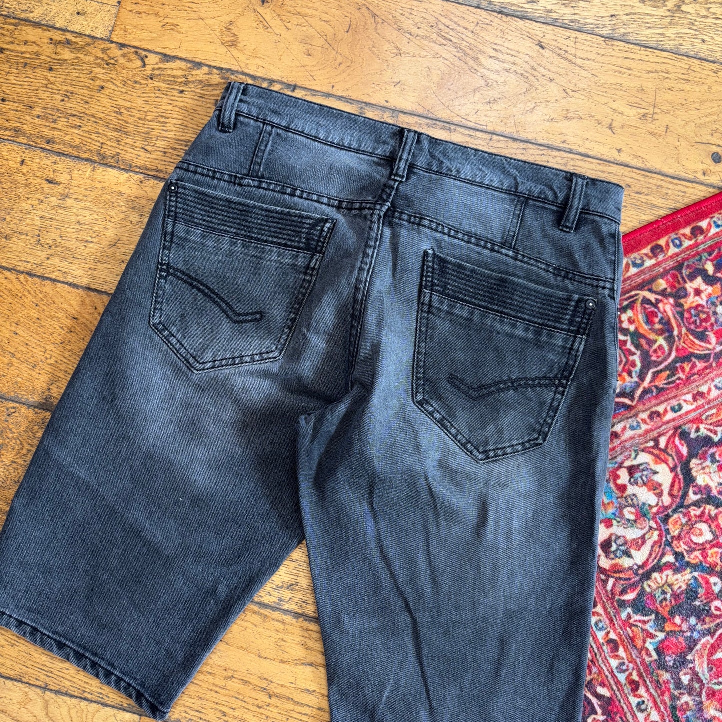 Vintage Grey Black Denim Shorts - 32