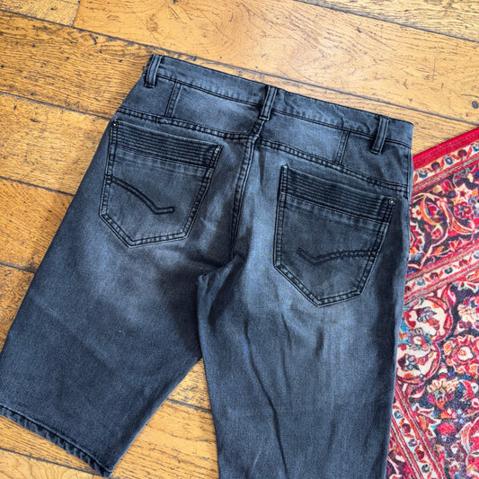 Vintage Grey Black Denim Shorts - 32
