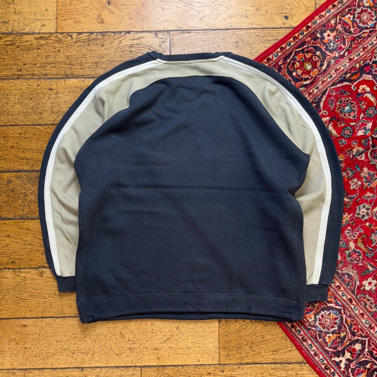Vintage Champion Black Cream Embroidered Sweatshirt - XL