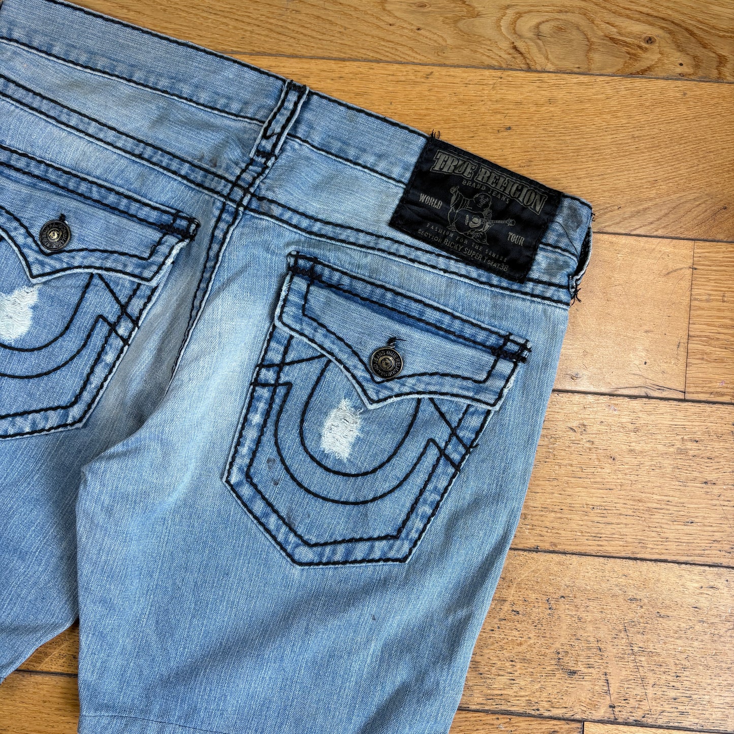 Vintage True Religion Blue Embroidered Y2K Shorts Jorts - 40