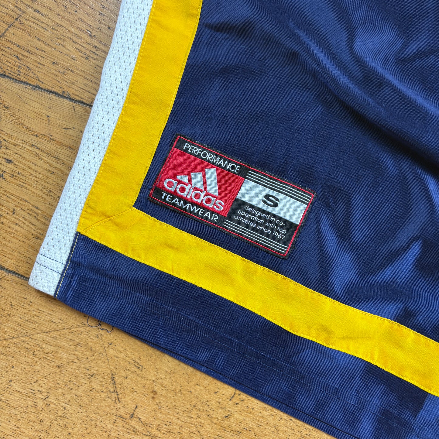 Vintage 90s Adidas Navy Basketball T-Shirt - S