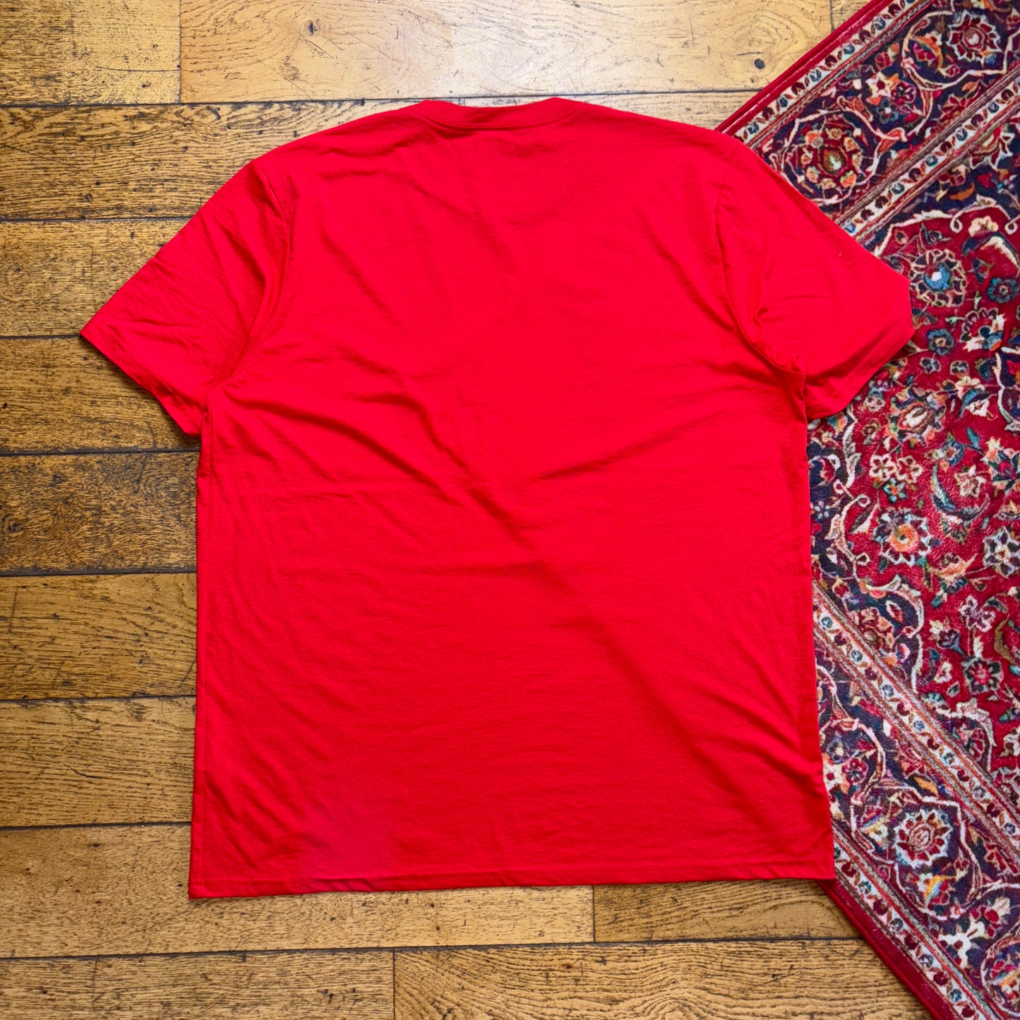 Vintage Oakley Red Surfwar Graphic T-Shirt - 2XL