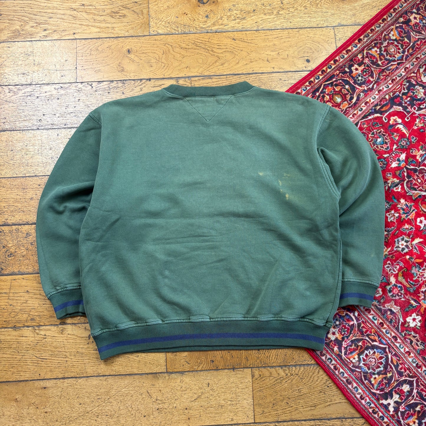 Vintage Tommy Hilfiger Green Boxy Embroidered Sweatshirt - XL