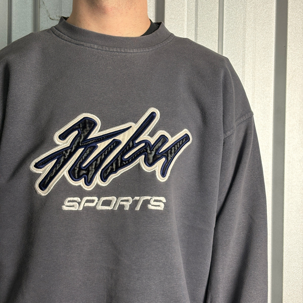 Vintage Fubu 00s Hip Hop Grey Boxy Embroidered Sweatshirt - L