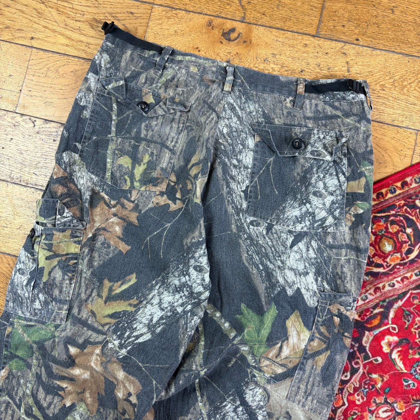 Vintage Real Tree Camo Green Hunting Workwear Trousers - 36