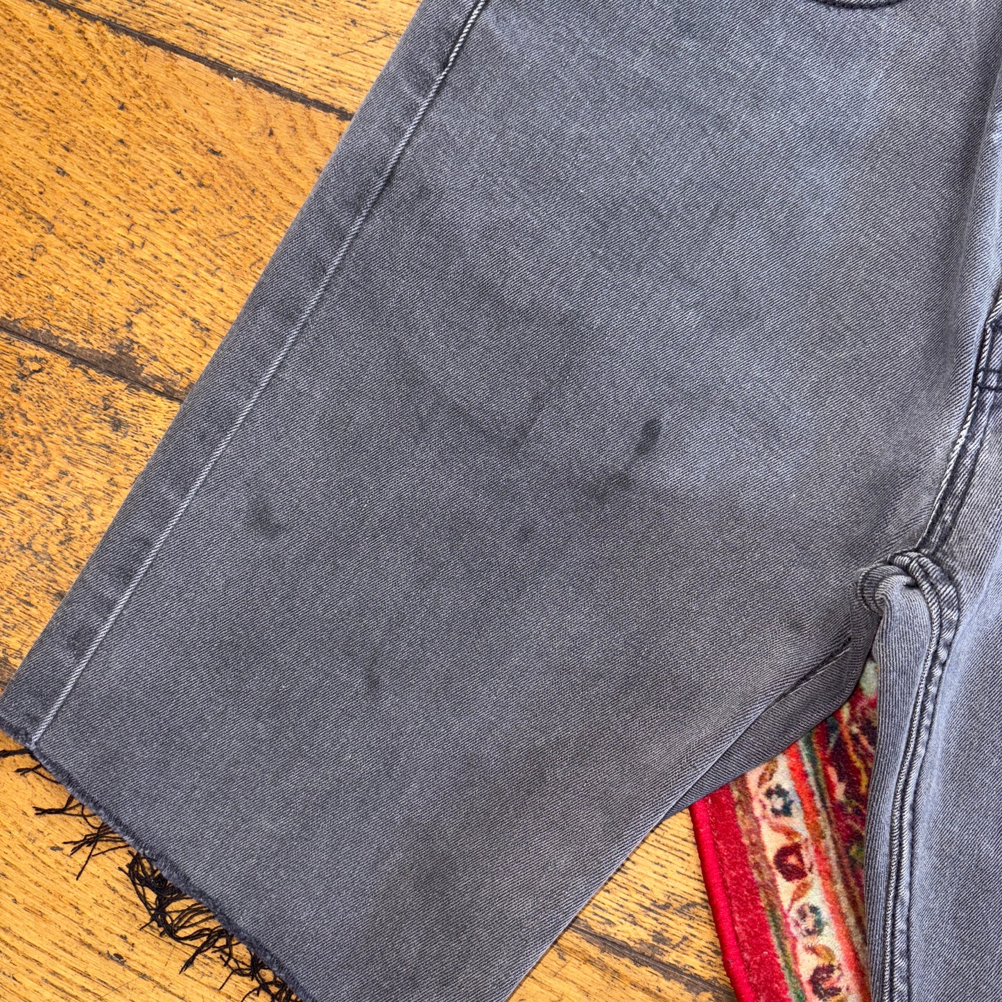 Vintage Levis 502 Straight Grey Denim Shorts - 34