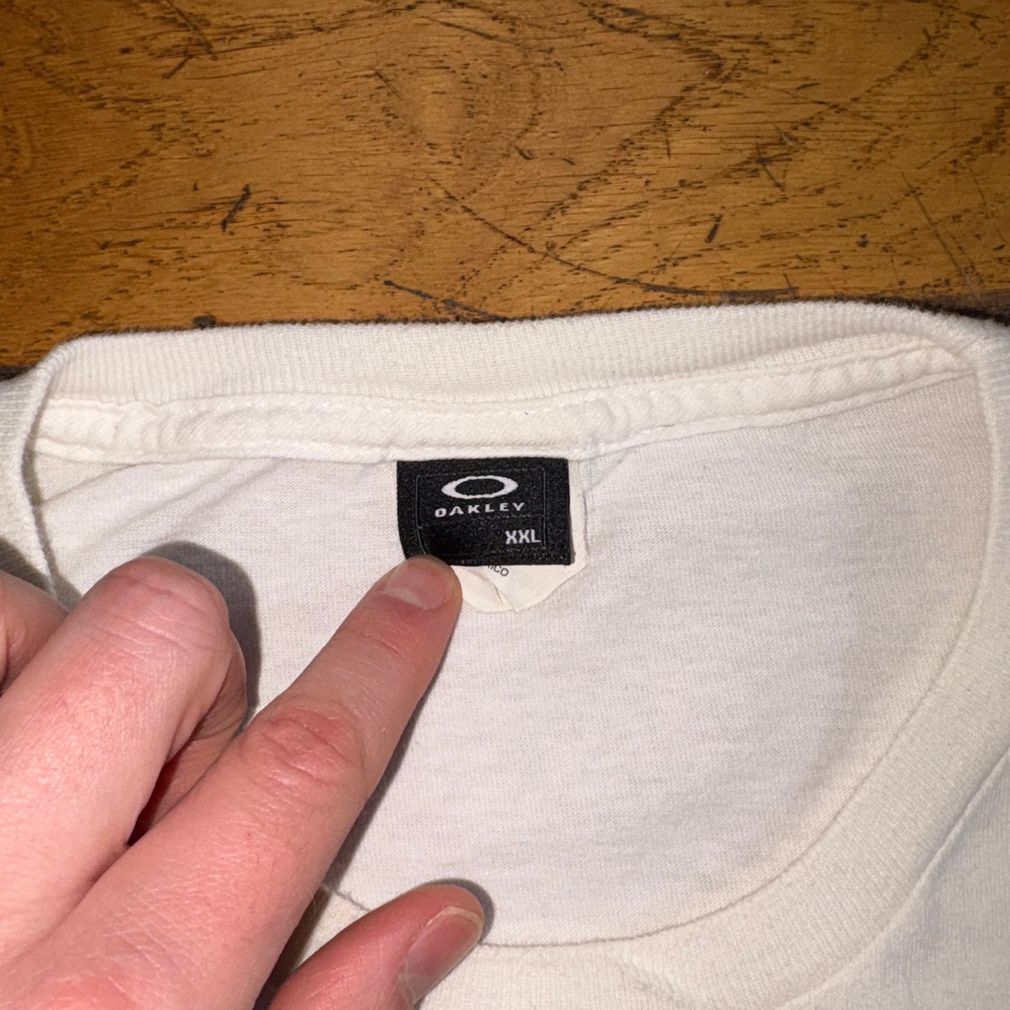Vintage Oakley White Graphic T-Shirt - 2XL