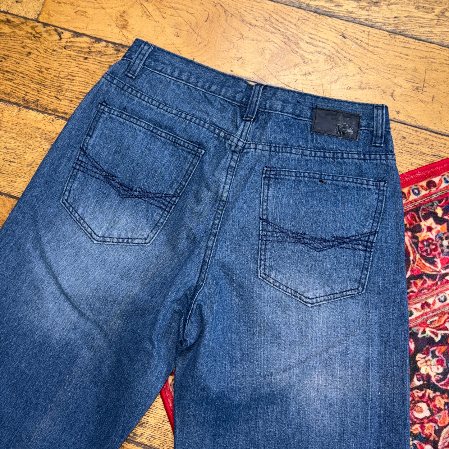 Vintage Heatwave Blue Embroidered Y2K Hip Hop Jeans Shorts Jorts - 30