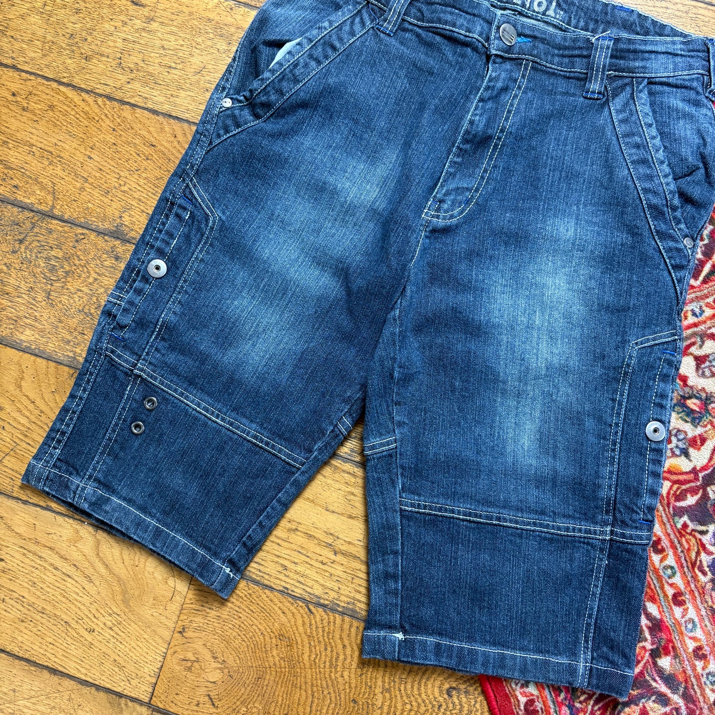 Vintage Blue Denim Shorts - 32