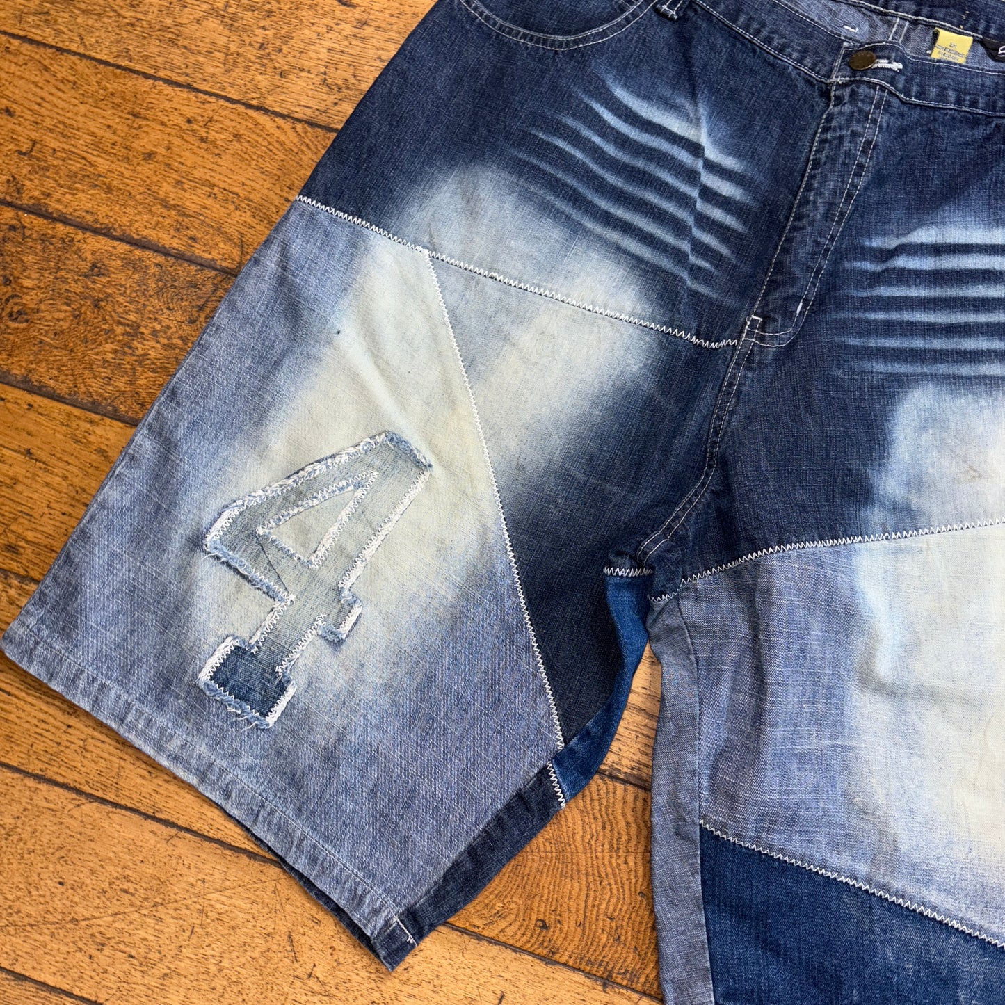 Vintage Enyce Blue Embroidered Y2K Hip Hop Baggy Jeans Shorts Jorts - 42