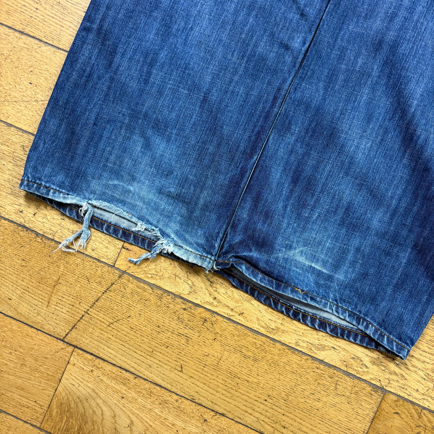 Vintage Artful Dodger Blue Embroidered Y2K Hip Hop Baggy Jeans - 46