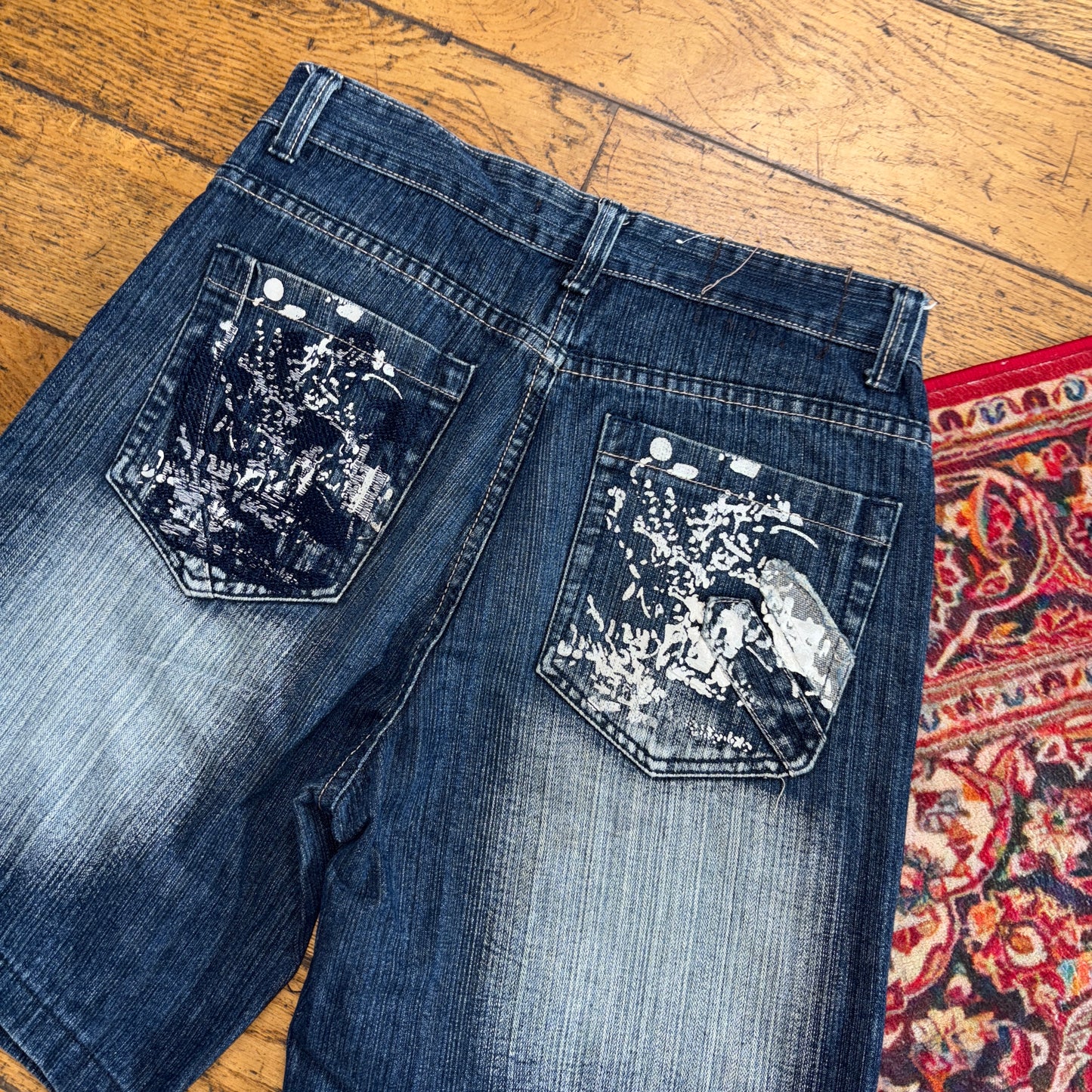 Vintage AZ Jeans Blue Embroidered Y2K Hip Hop Baggy Jeans Shorts Jorts - 32