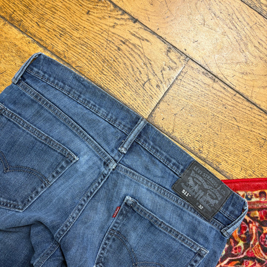 Vintage Levis 511 Blue Slim Denim Shorts - 32