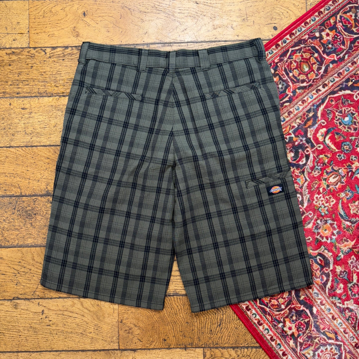 Vintage Dickies Green Check Plaid Workwear Carpenter Baggy Shorts - 36