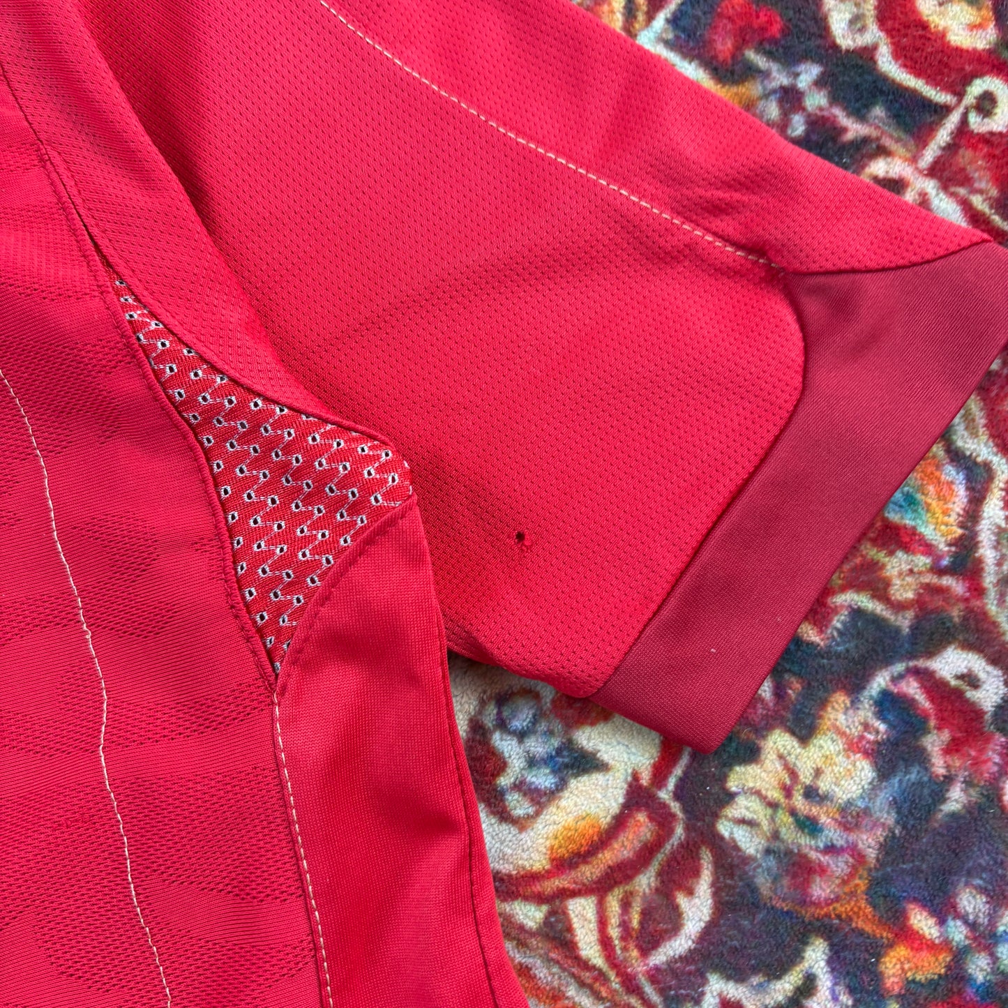 Vintage Umbro England 06/08 Football Shirt Red T-Shirt - S