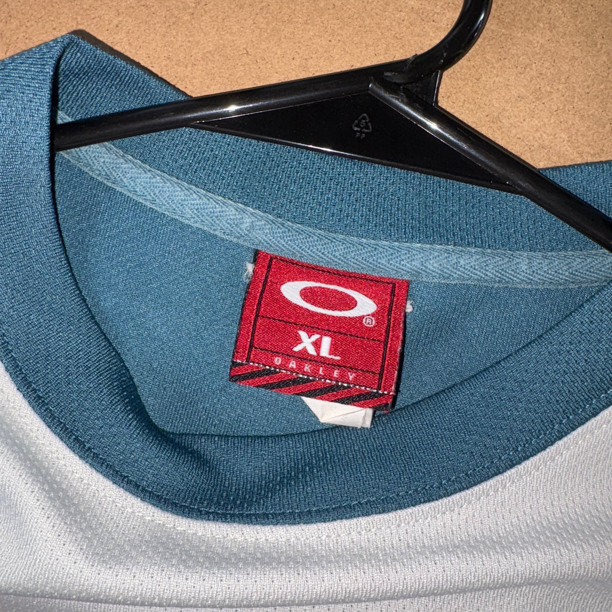 Oakley 00s Blue Grey Two Tone Technical T Shirt - XL