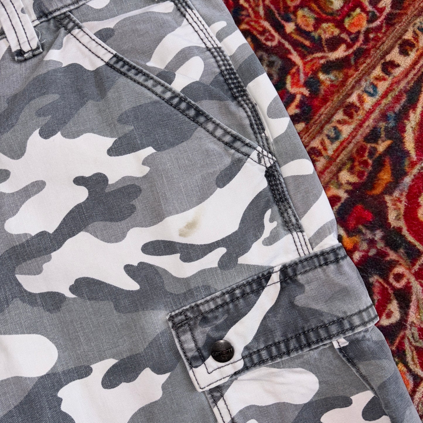 Vintage Carhartt Workwear Camo Baggy Carpenter Grey Shorts - 40