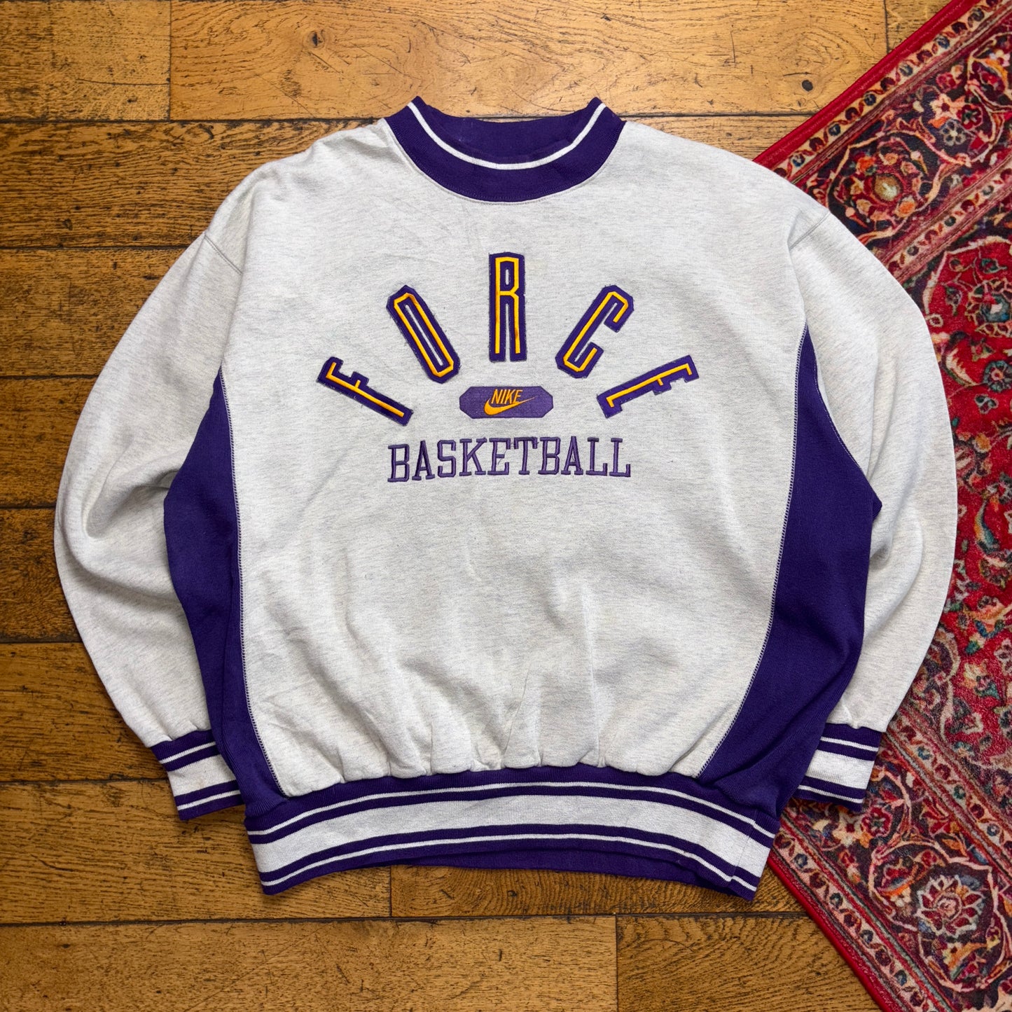 Vintage 90s Nike Force Basketball Grey Purple Embroidered Sweatshirt - XL