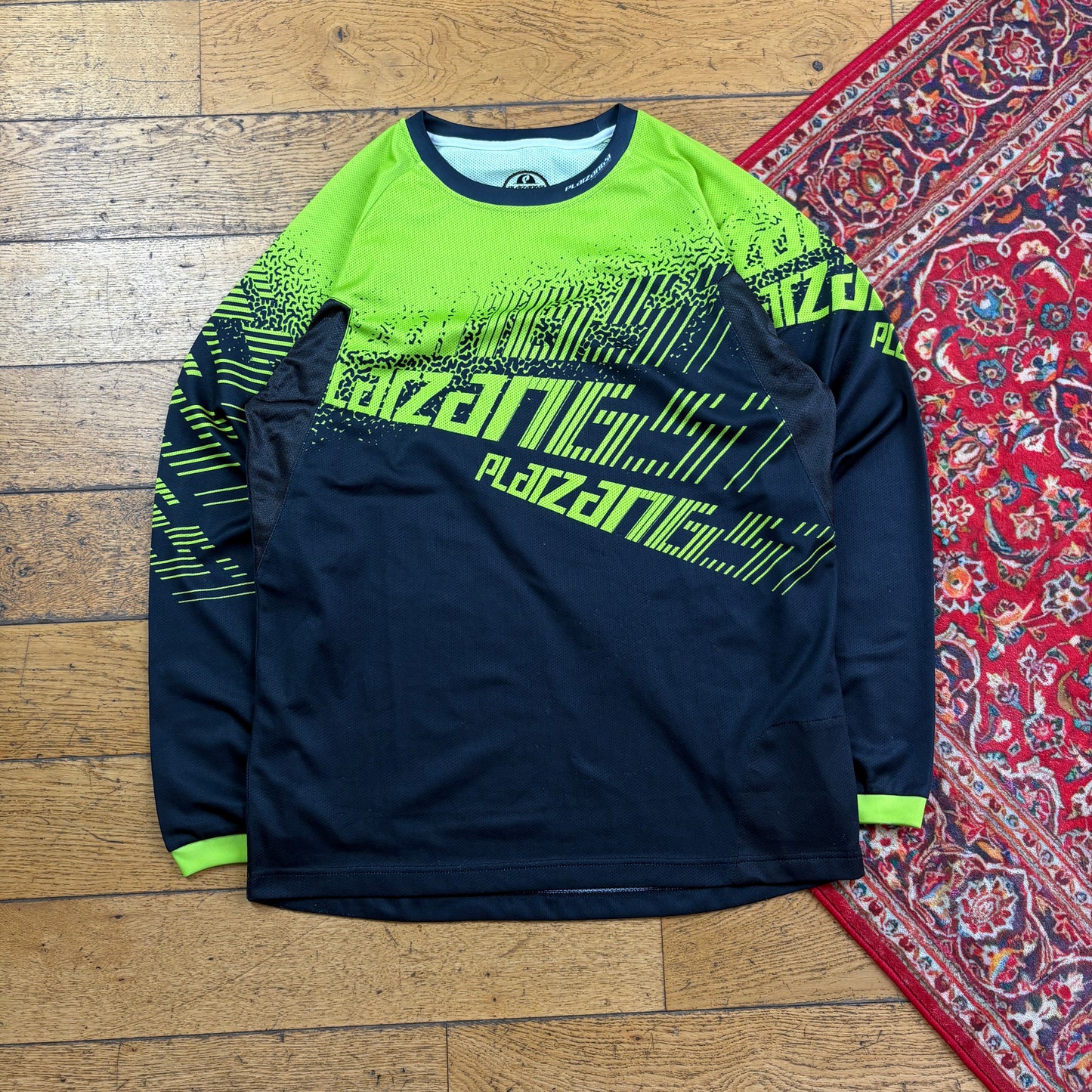 Vintage Plarzang57 Black Green Cycling Long Sleeve Sports Graphic T-Shirt - L