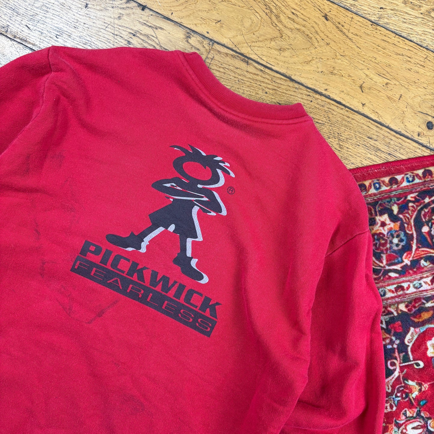 Vintage Pickwick Red Graphic Sweatshirt - M