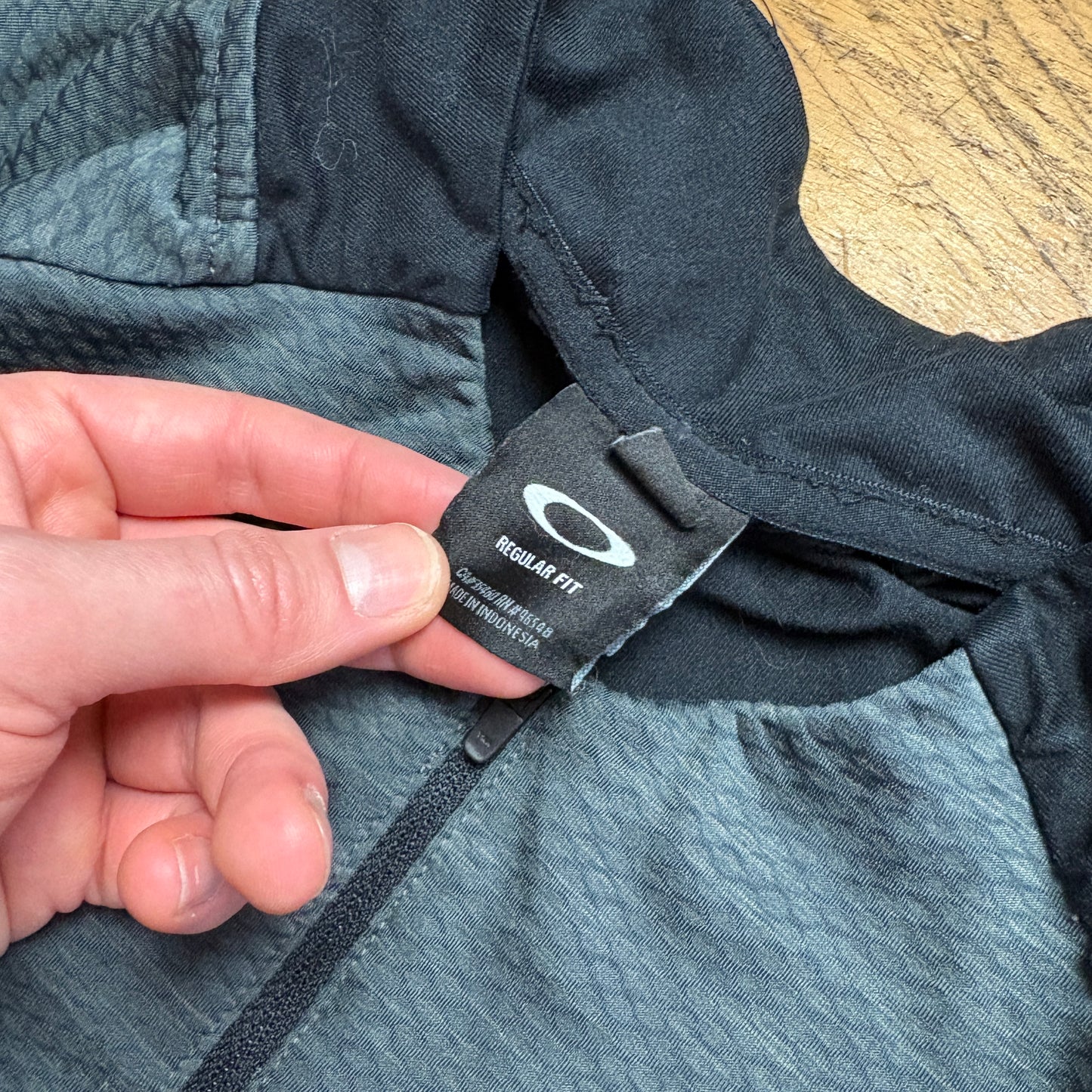 Vintage Oakley Grey Quarter Zip Sports Pullover Track Jacket - L