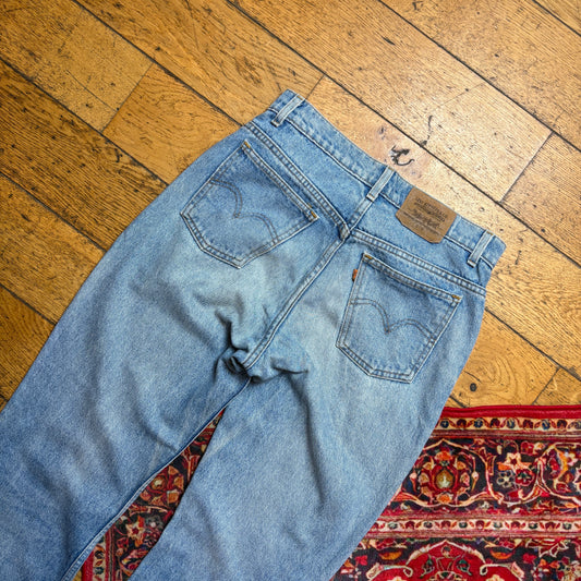 Vintage Levis 519 Slim Straight Blue Denim Jeans - 30L