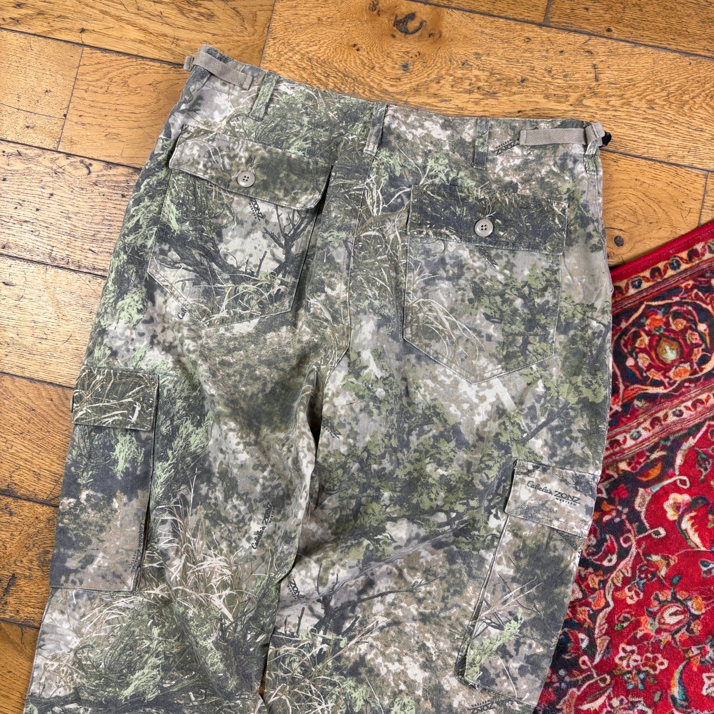 Vintage Real Tree Camo Green Hunting Workwear Trousers - 36