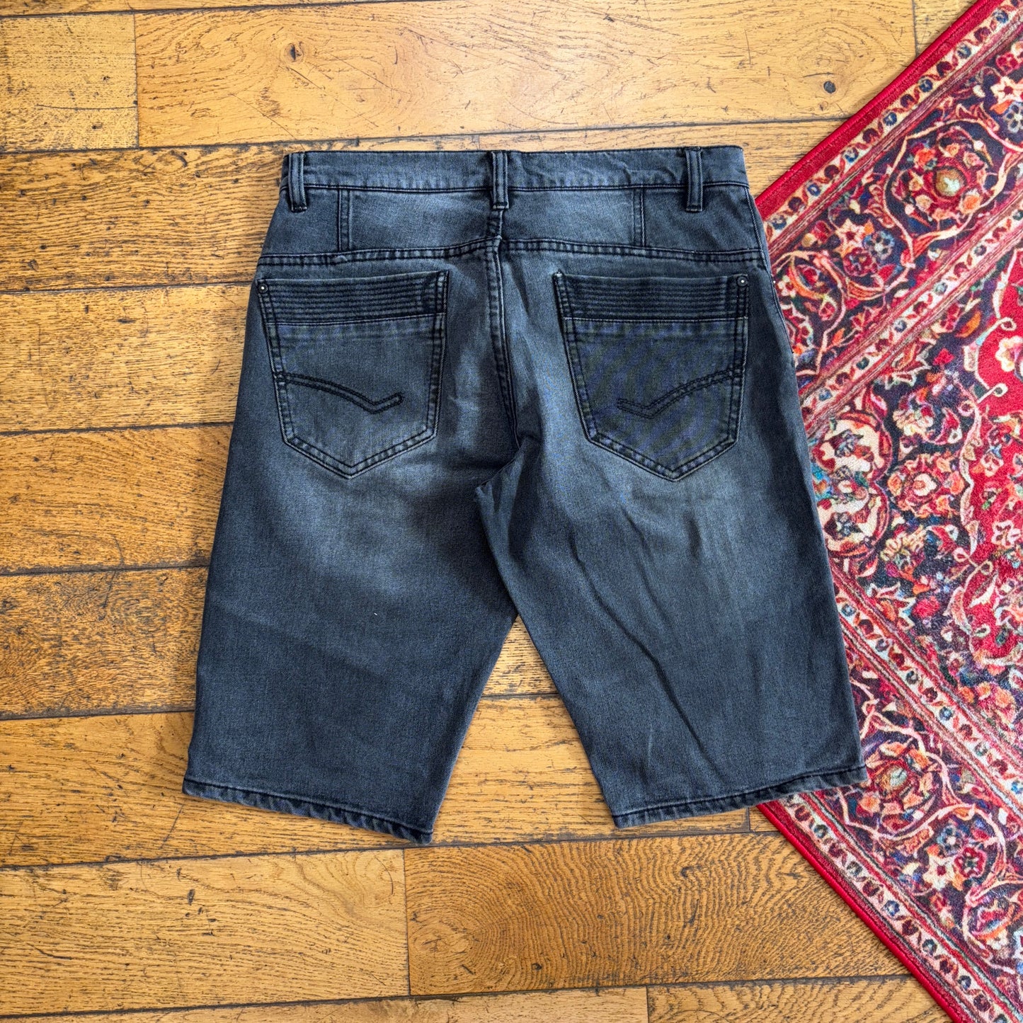 Vintage Grey Black Denim Shorts - 32