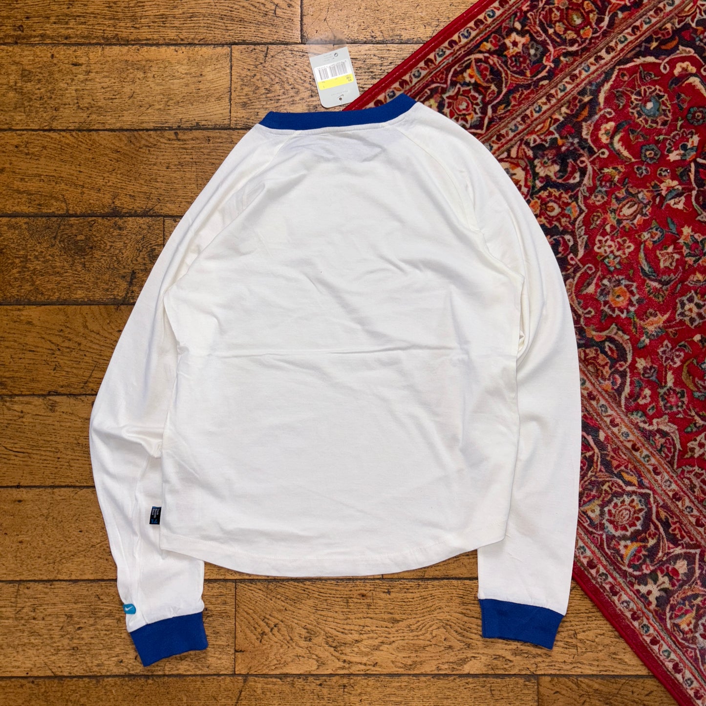 Vintage Nike Deadstock Y2K White Long Sleeve Ringer Running Graphic T-Shirt - S
