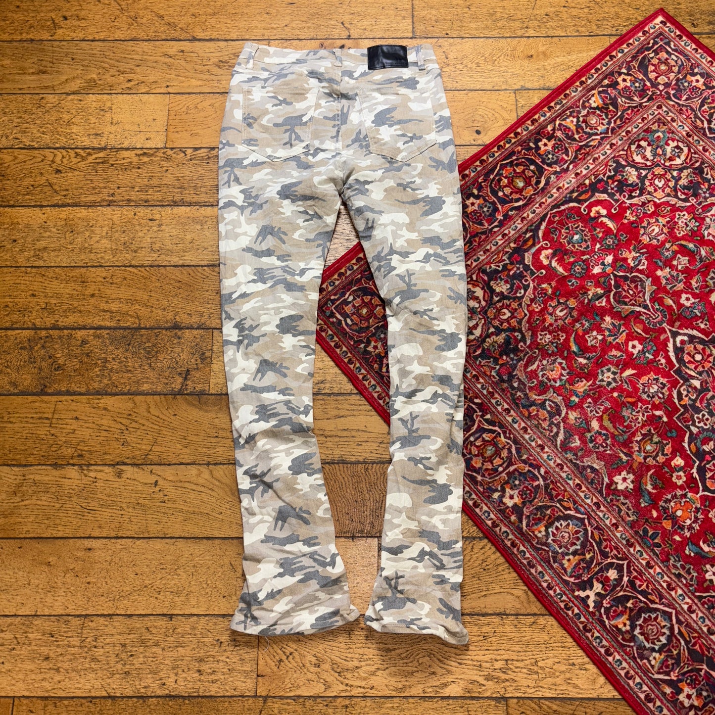 Vintage Camo Cream Stacked Grunge Distressed Y2K Hip Hop Skinny Jeans - 32L