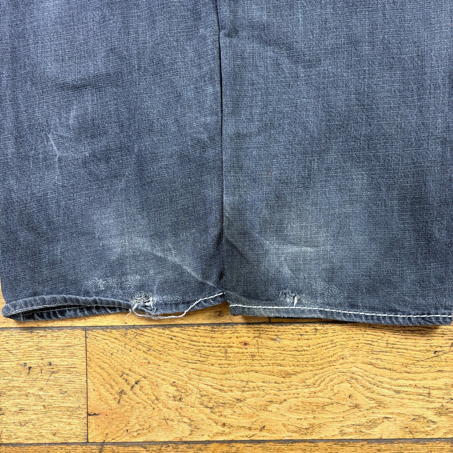 Vintage Avirex Black Embroidered Y2K Hip Hop Baggy Jeans - 32