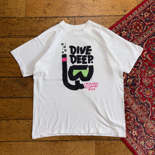 Vintage 90s White Diving Surfwear Single Stitch Graphic T-Shirt - M
