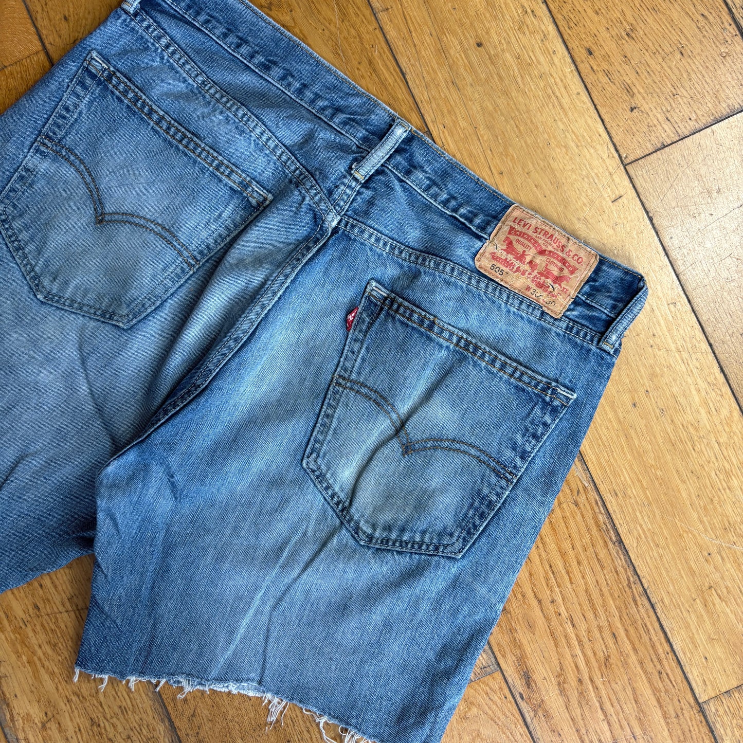 Vintage Levis 505 Blue Denim Shorts - 36