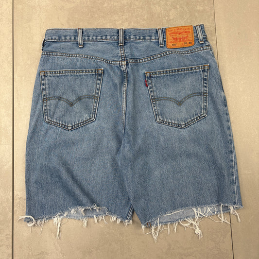 Vintage Levis 550 Baggy Blue Denim Shorts - 38