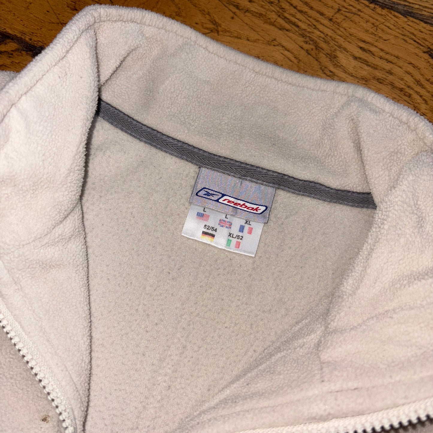 Vintage Reebok Cream Fleece Embroidered Sweatshirt - XL