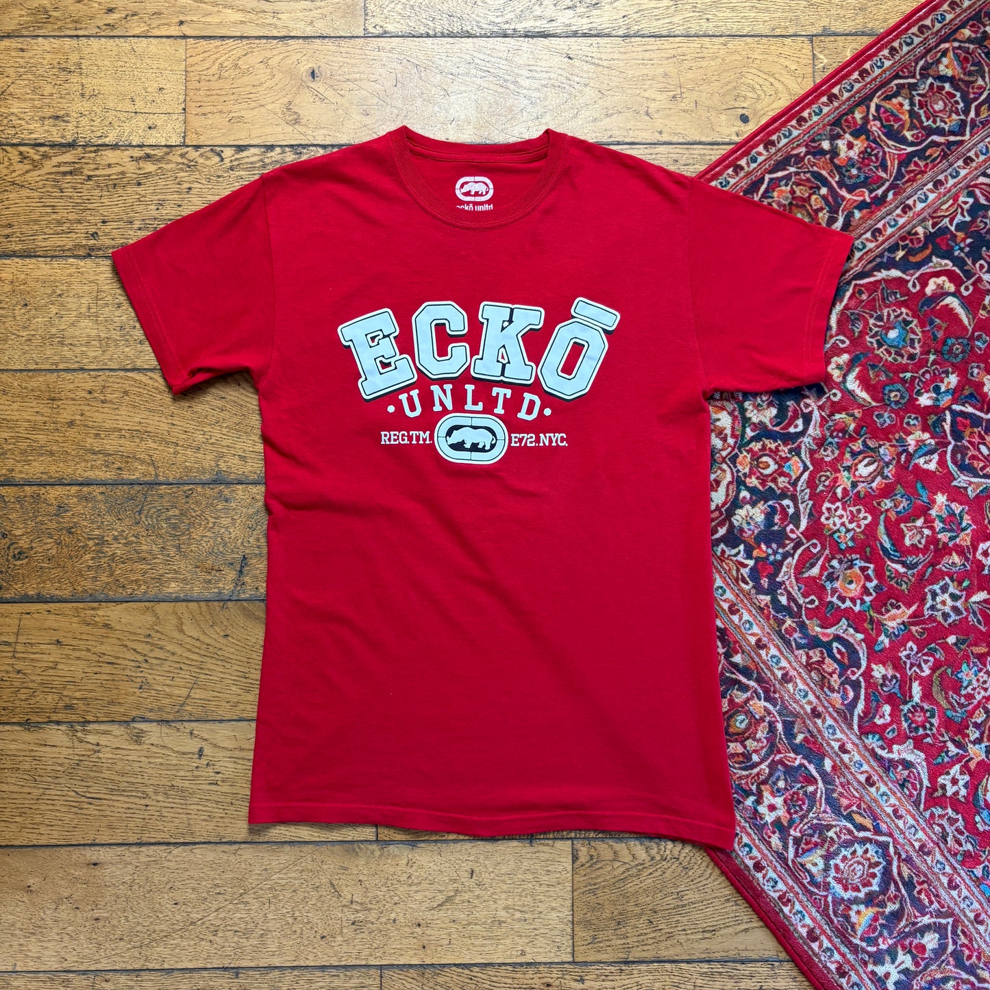 Vintage Ecko Unltd Red Graphic T-Shirt - S