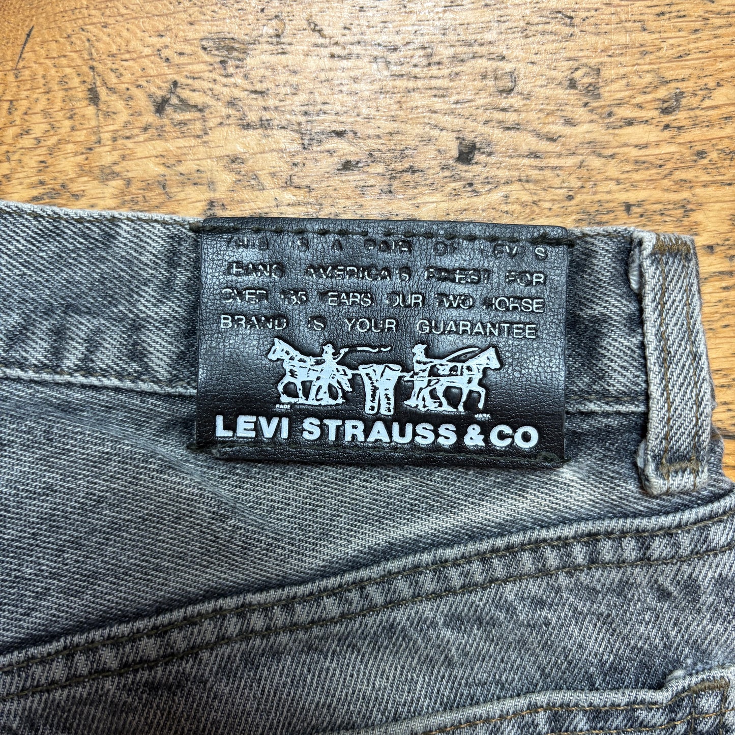 Vintage Levis Slim Grey Denim Jeans - 32L