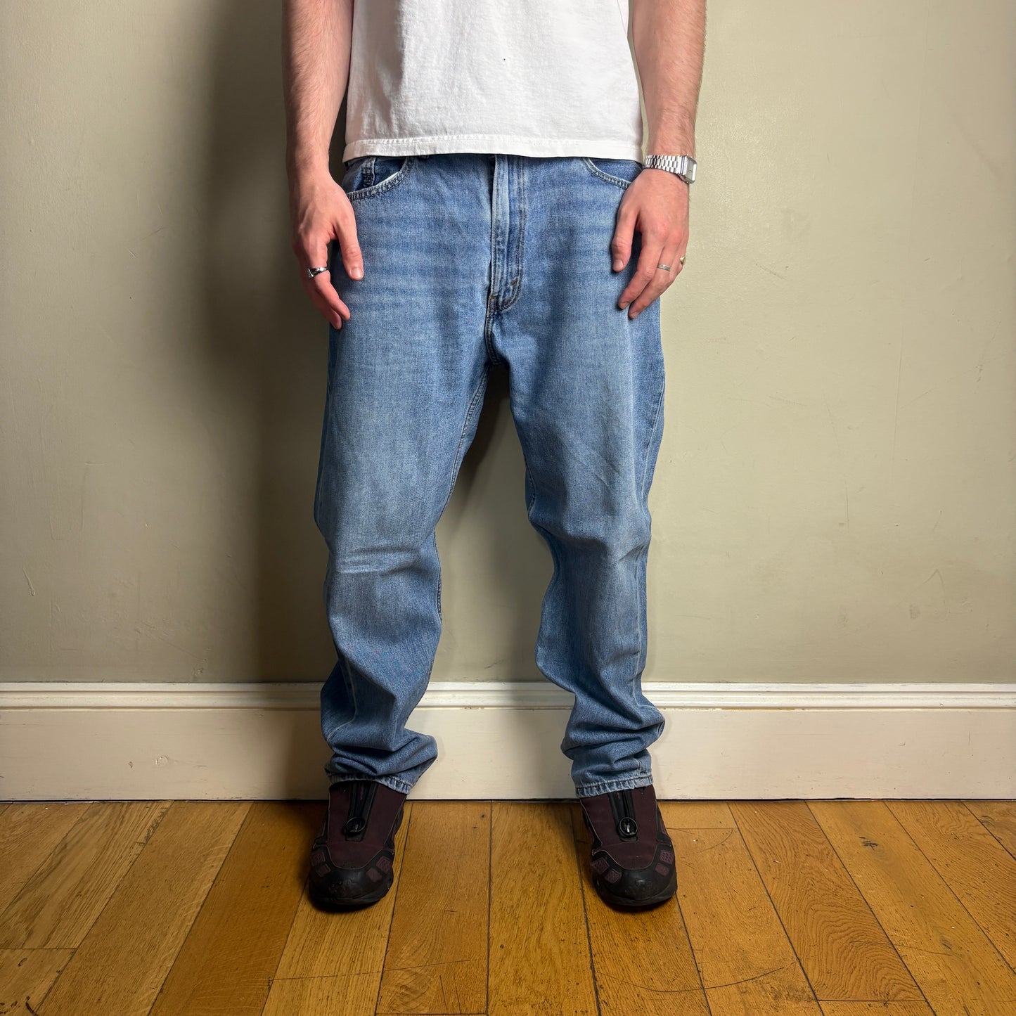Vintage Levis 550 Baggy Blue Denim Jeans - 38R