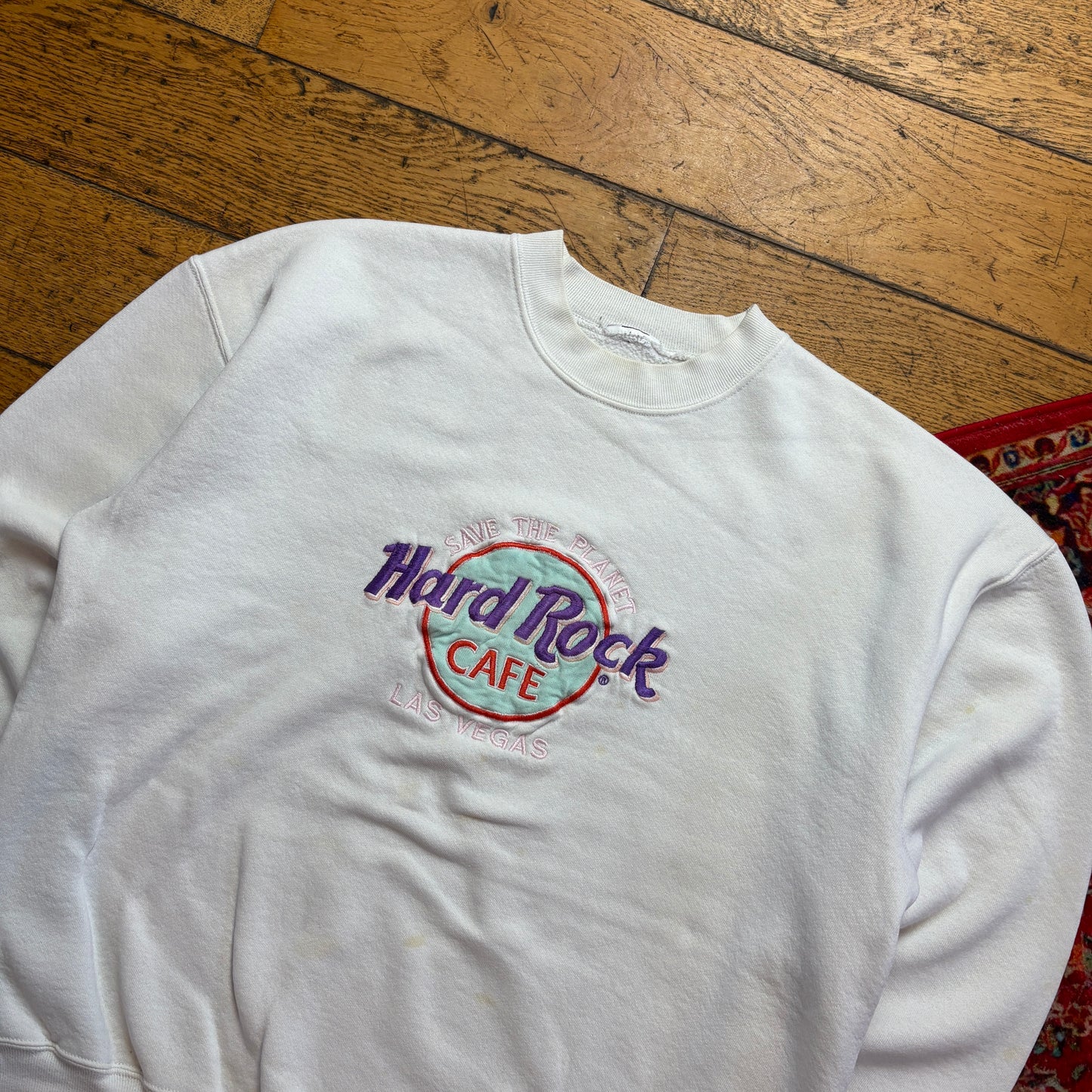 Vintage 90s Hard Rock Cafe White Embroidered Sweatshirt - XL