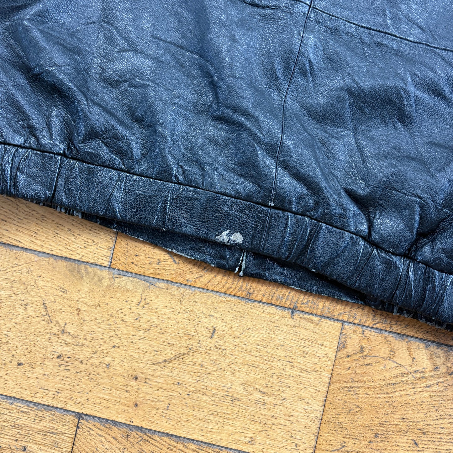 Vintage Bomber Aviator Black Leather Jacket - L