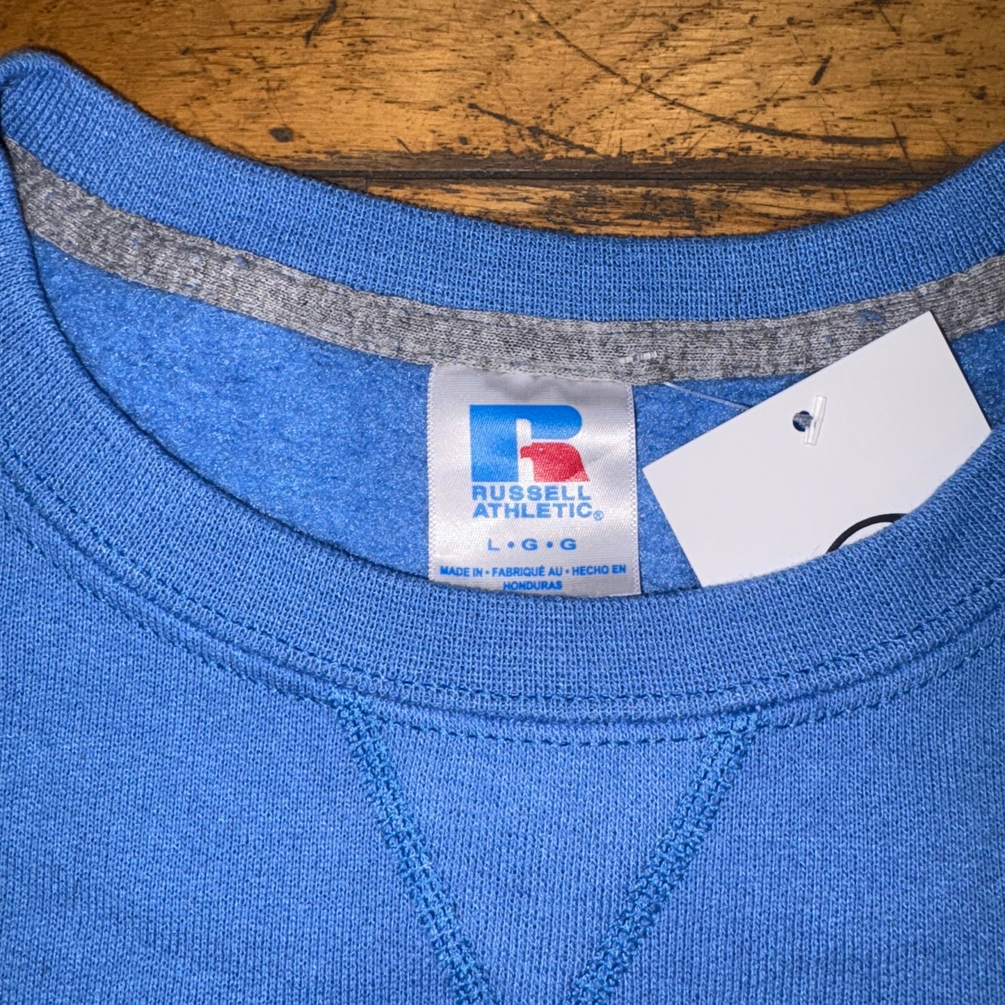 Vintage Russell Athletic Blue Boxy Embroidered Sweatshirt - L